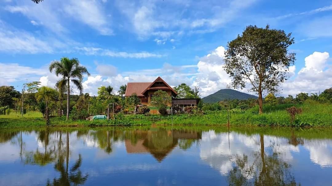 Homdoiintr Farmstay ฮ่อมดอยอินทร์ ฟาร์มสเตย์ Ban Huai Kaeo 外观 照片